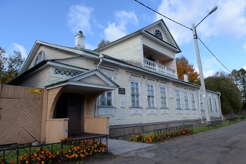 Римский корсаков музей тихвин. Дом-музей римского-корсакова в тихвине. Дом-музей римского-корсакова в тихвине. Дом римского-корсакова в тихвине. Римский корсаков музей тихвин.