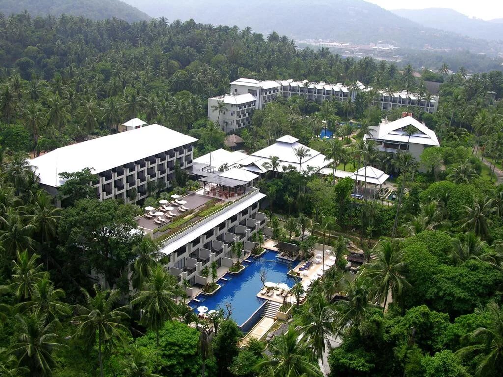 Karon beach resort spa 4. Отель Карон Резорт. Karon Beach Resort & Spa. Karon Beach Resort Phuket. Карон Резорт энд спа Пхукет.