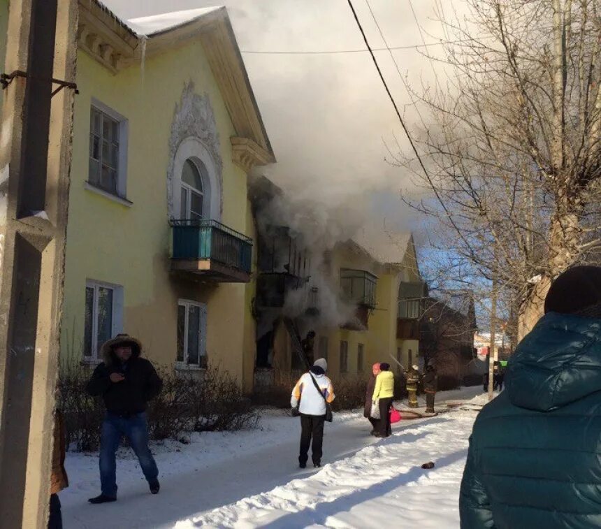 Погода южноуральск по часам. Взрыв газа Южноуральск. Пожар в Южноуральске. Погода в Южноуральске. Ленин Южноуральск.