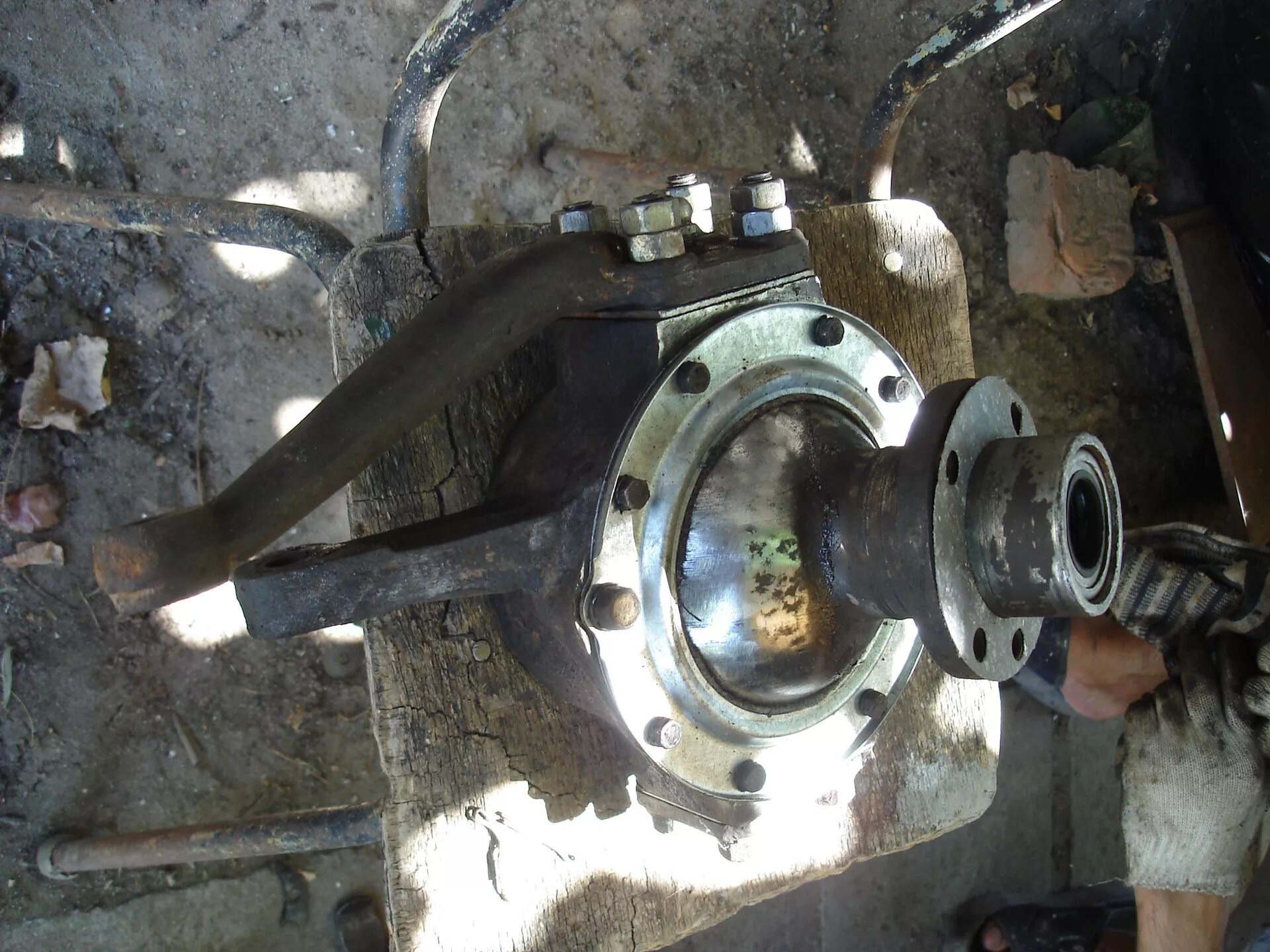 Чашка поворотного кулака уаз патриот. Опора газ69 шаровая кулака поворот /59мм/. Поворотный кулак уаз буханка. Ремонт поворотного кулака. Смазка для поворотного кулака гелендваген.