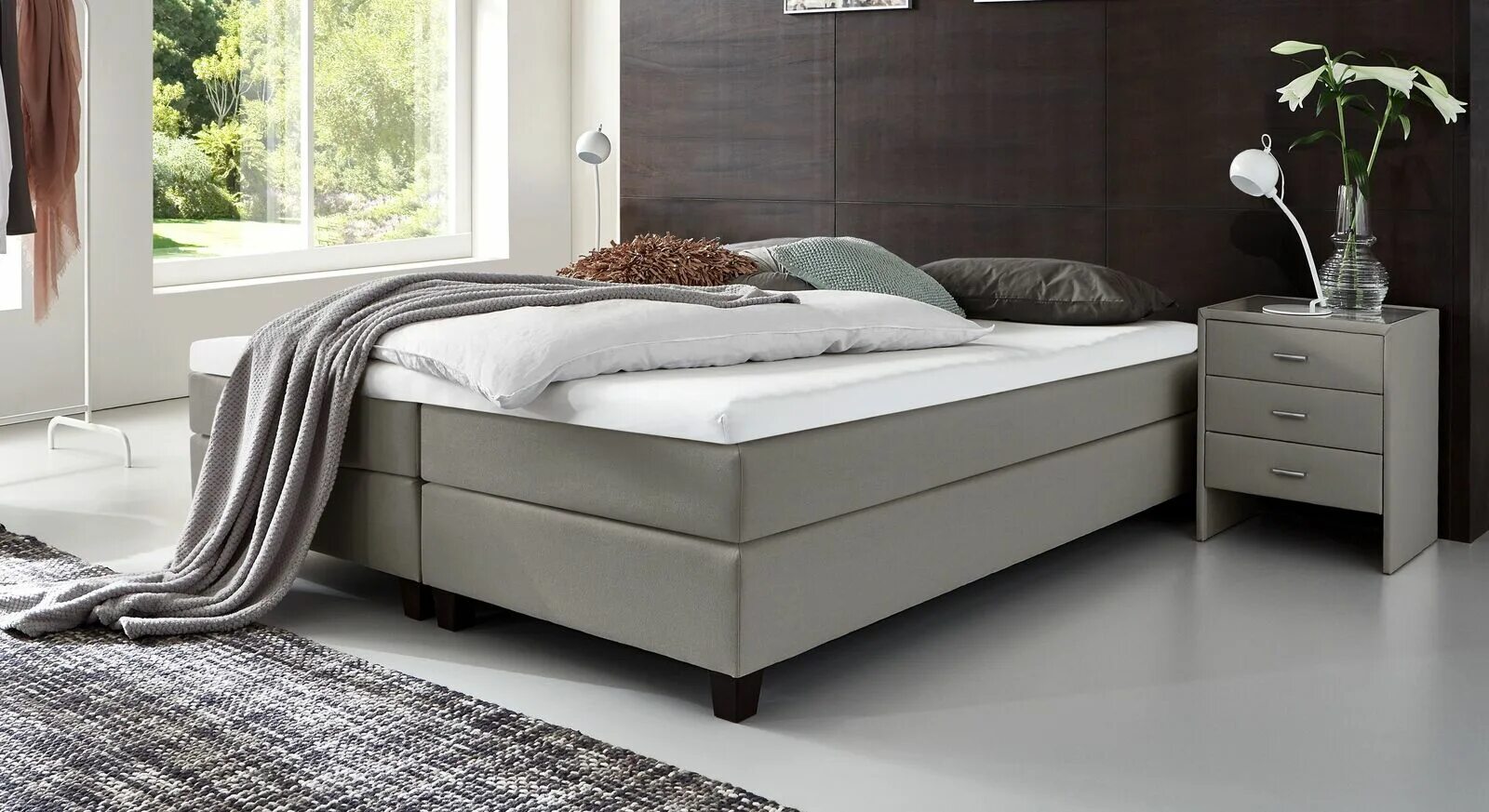 Boxspringbett. Лучано зонта кровать. Кровати Box Spring коричневая. Кровать Лучиана. Box bedroom