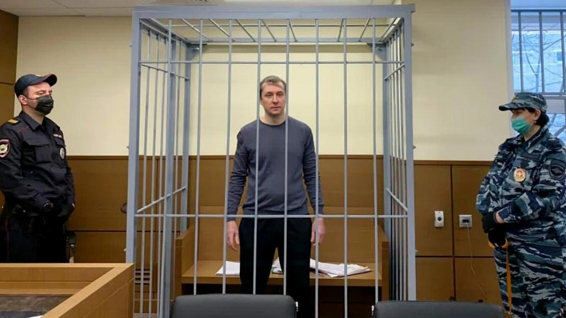 Новое уголовное дело. Подозреваемый обвиняемый подсудимый осужденный. Расследования убийств в тюрьмах. Выемка следователь. Приговор суда.