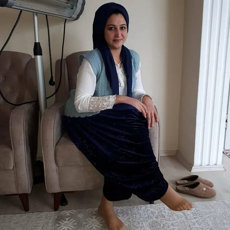 Туркиш мом. Turkish anne. Turkish mom feride. Турк зрелые. Туркиш мом большие.