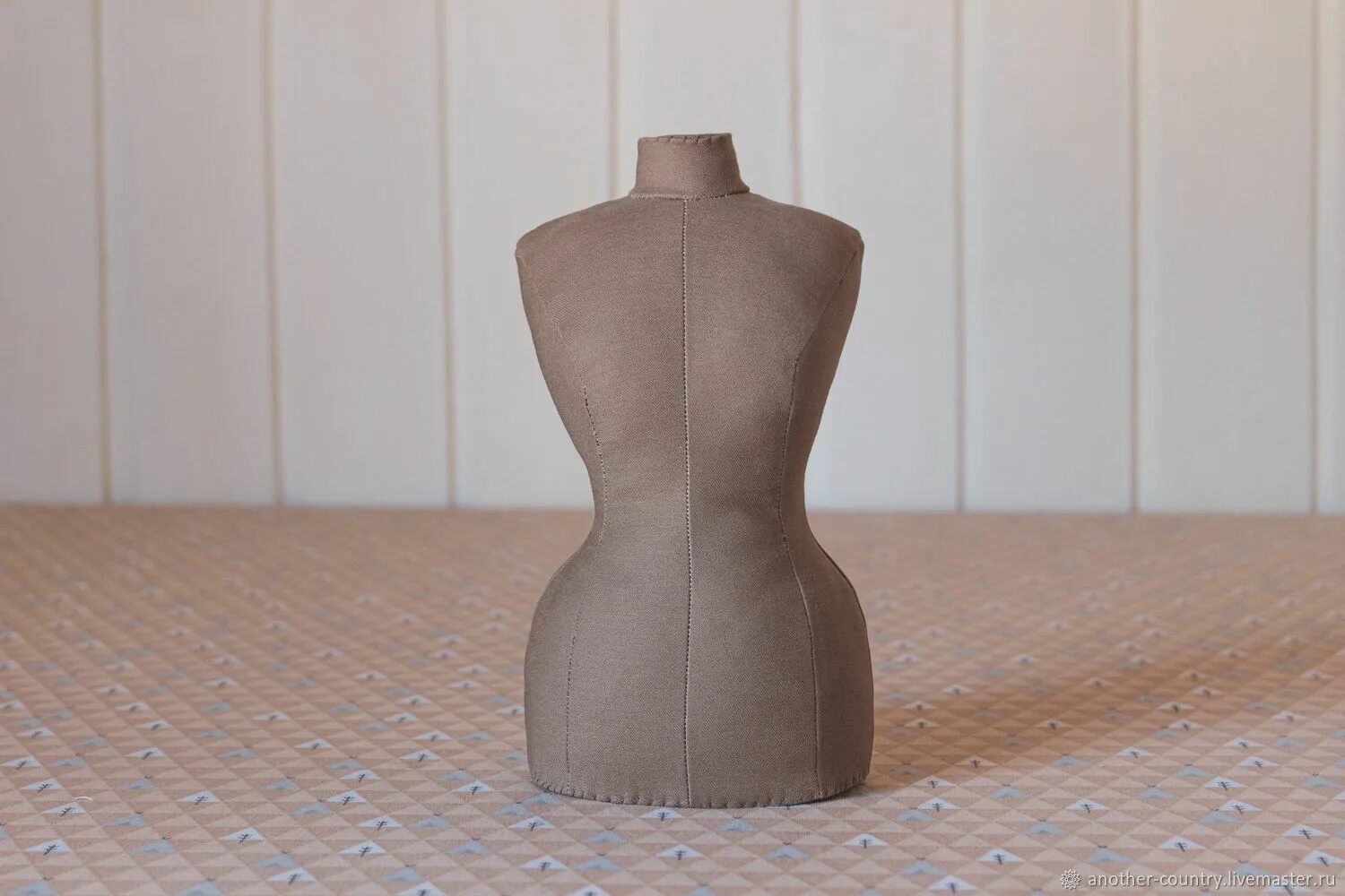 Манекен портновский масштабный 1/4. Манекен масштабный 1:3. Манекен 1к2. Манекен 1к2. Манекен 01.