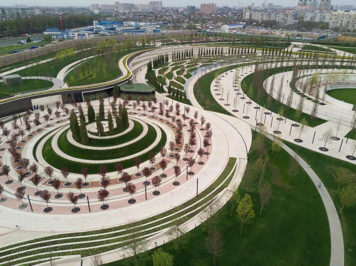 Парк Голицына в Краснодаре амфитеатр. Стадион Краснодар парк. Стадион Краснодар Голицын. Парк Галицкого в Краснодаре смотровая площадка. Возле стадиона краснодара