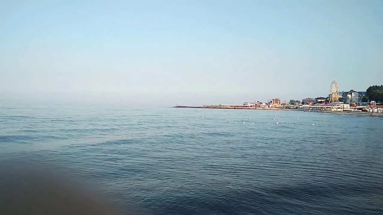 Лазурное херсонская область море. Херсон море пляж. Зализный порт херсонская область. Херсон железный порт. Лазурный поселок херсон.