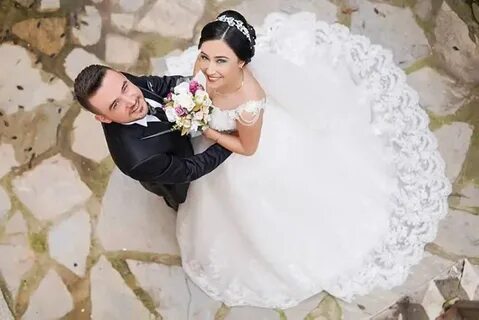 Akrado evli cifte olgun erkek partner