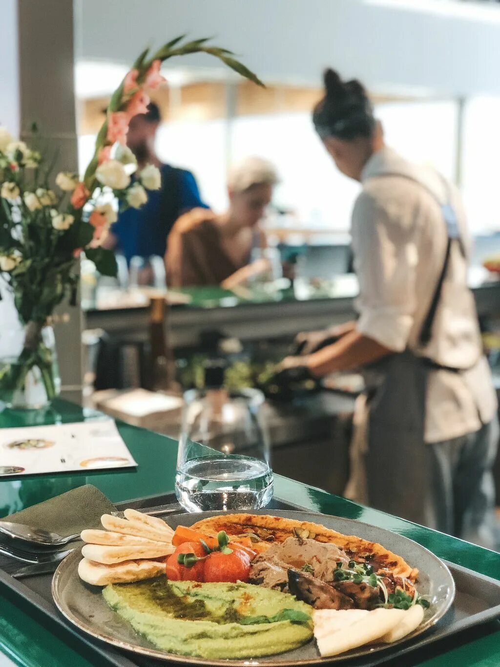 Необычная еда в москве магазины. Вьетнамская кухня на даниловском рынке. Вкусная столовая. Депо на новослободской фудкорт. Кулинарное путешествие вокруг света.