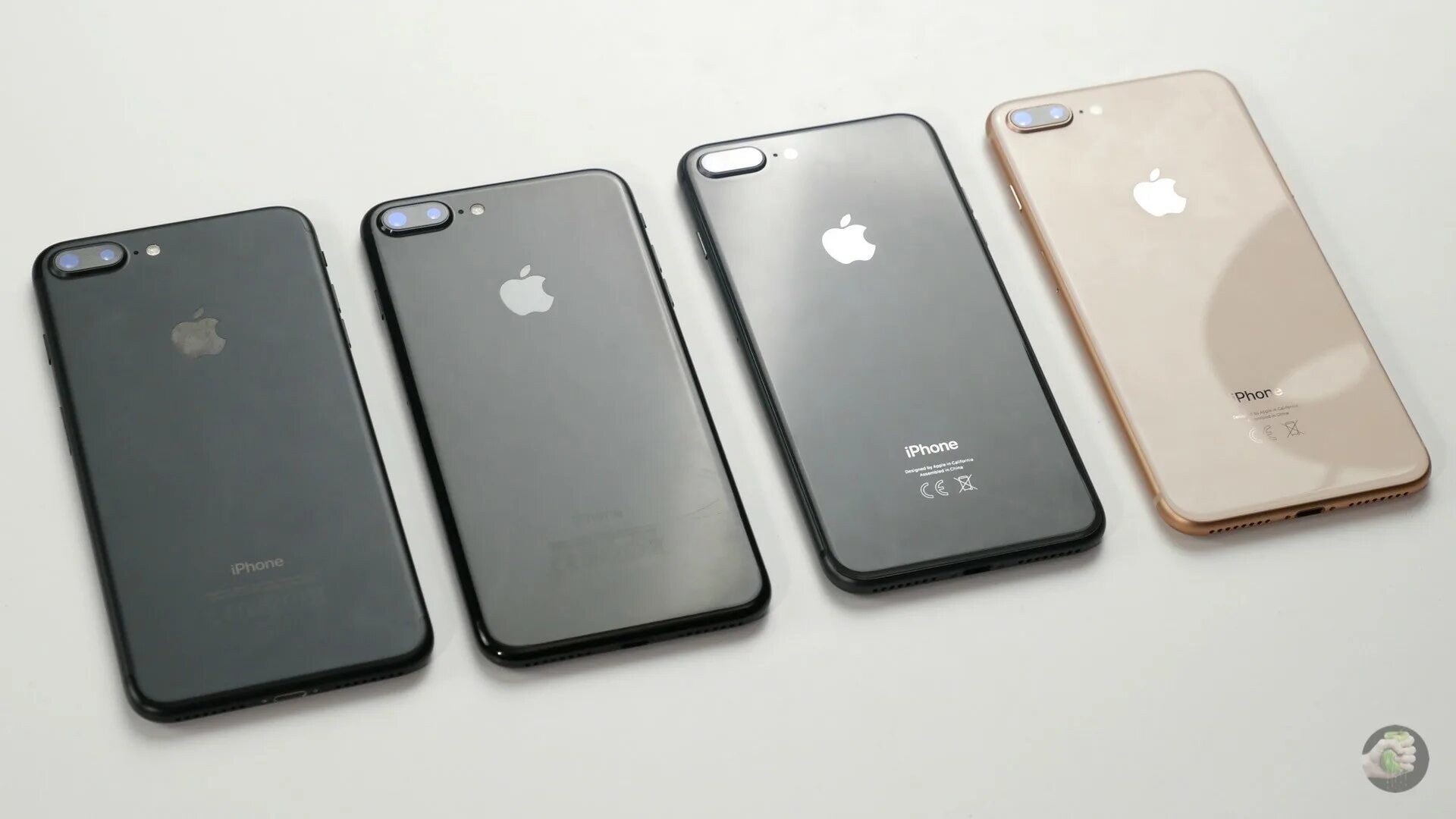 Новый 8 plus. Iphone 8 Plus. Цвета айфон 8 Plus. Iphone 8 Plus расцветки. Iphone 8 Plus черный.