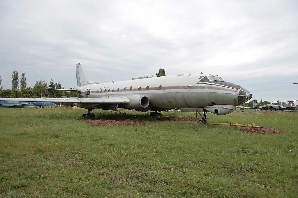 Ту-124 пассажирский. Ту 124 раскраска. Ссср 45017. Ту-124ш амдерма. Ту 124 ссср.