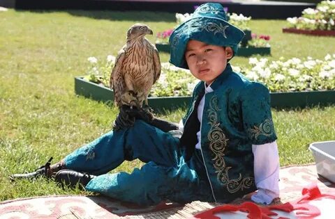 Мальчик на казахском