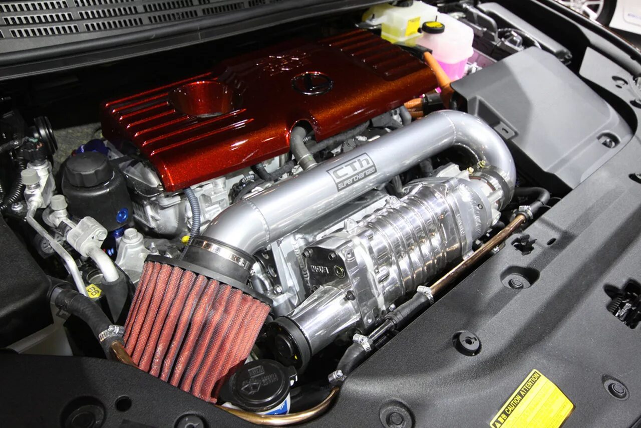 Усиленный мотор. Электродвигатель Lexus ct200h. Тюнингованный двигатель. Повышение мощности двигателя. Усилить мощность двигателя.