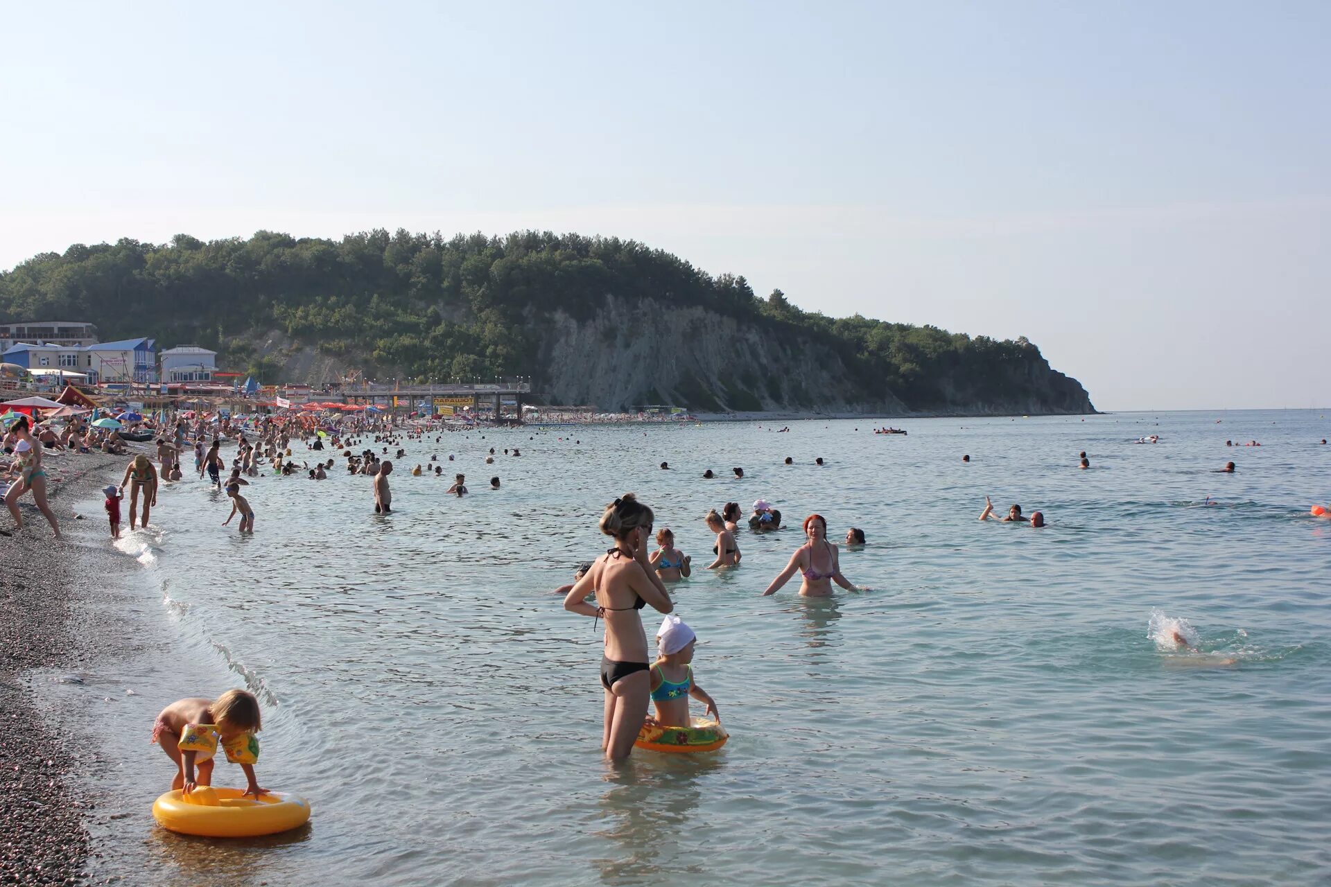 В краснодаре можно отдыхать. Курорты черного моря. Черное море Краснодарский край. Поездки на море Краснодарский край. Лучшие пляжи России для отдыха на черном море.