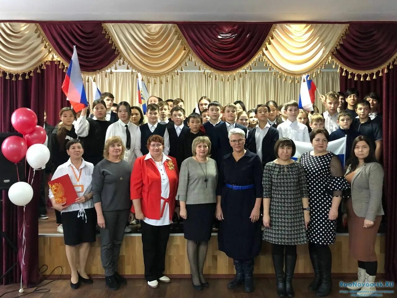 Поселок гранитный новоорского. Поселок гранитный новоорского. Поселок гранитный. Новоорск п гранитный. Памятники новоорска.