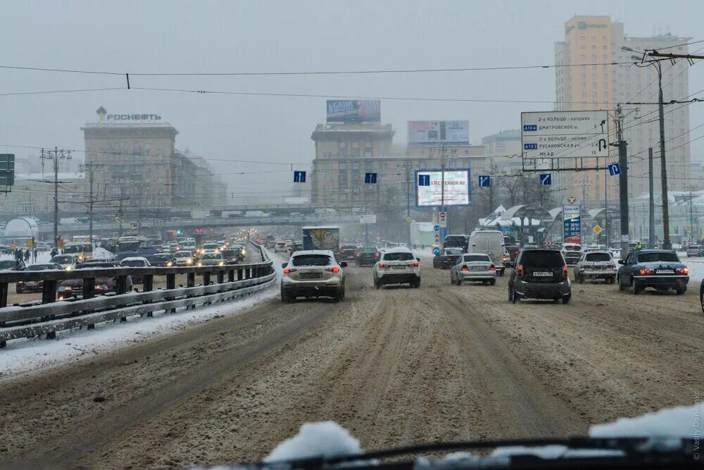 Московские дороги сегодня. Дороги в Москве зимой. Пробка МКАД зима. МКАД зимой. МКАД Москва.