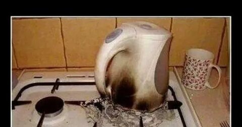 Чайник электрический горит но не греет