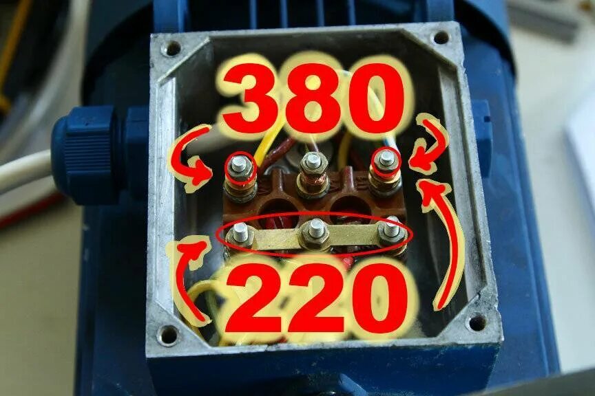 Преобразователь напряжения с 220 на 380 вольт 1 фаза. 3 Фазы 220 вольт. Преобразователь 380в 220в преобразователь. Преобразователь с 380 на 220 вольт.