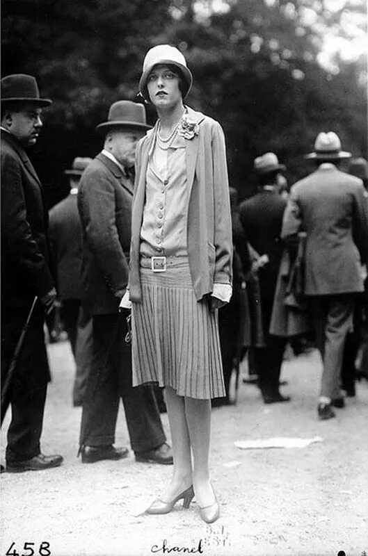 50 Fabulous Pictures of Women’s Street Style from the 1920s 1920s fashion, Stree