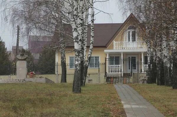 Музей бежин луг в тульской. Музей бежин луг в селе тургенево. Тургенево музей. Музей-заповедник «бежин луг» (село тургенево). Музей заповедник бежин луг.