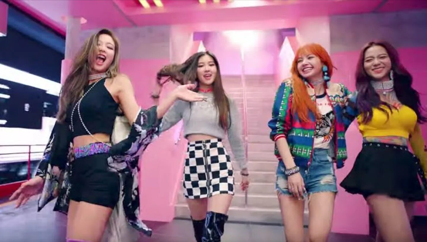 Black pink as if your last. Блэк пинк. Группа blackpink. Блэк пинк as if it's your last. As if it's your last blackpink.