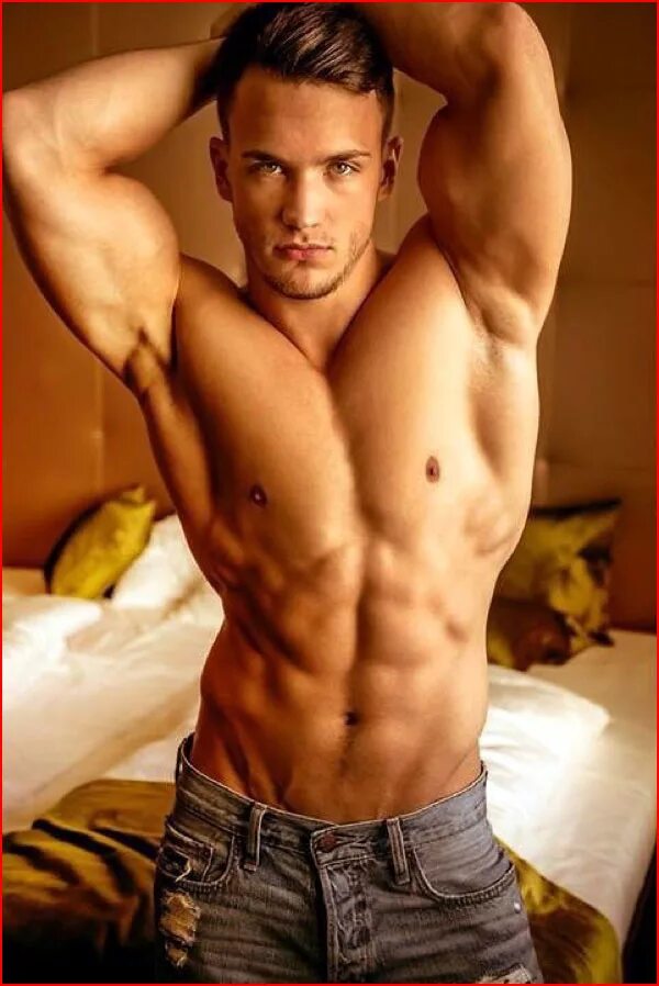 спортивный мальчик. пьетро боселли порноактер. горячие парни. скотт гарднер голый. горячие хорошие парни.