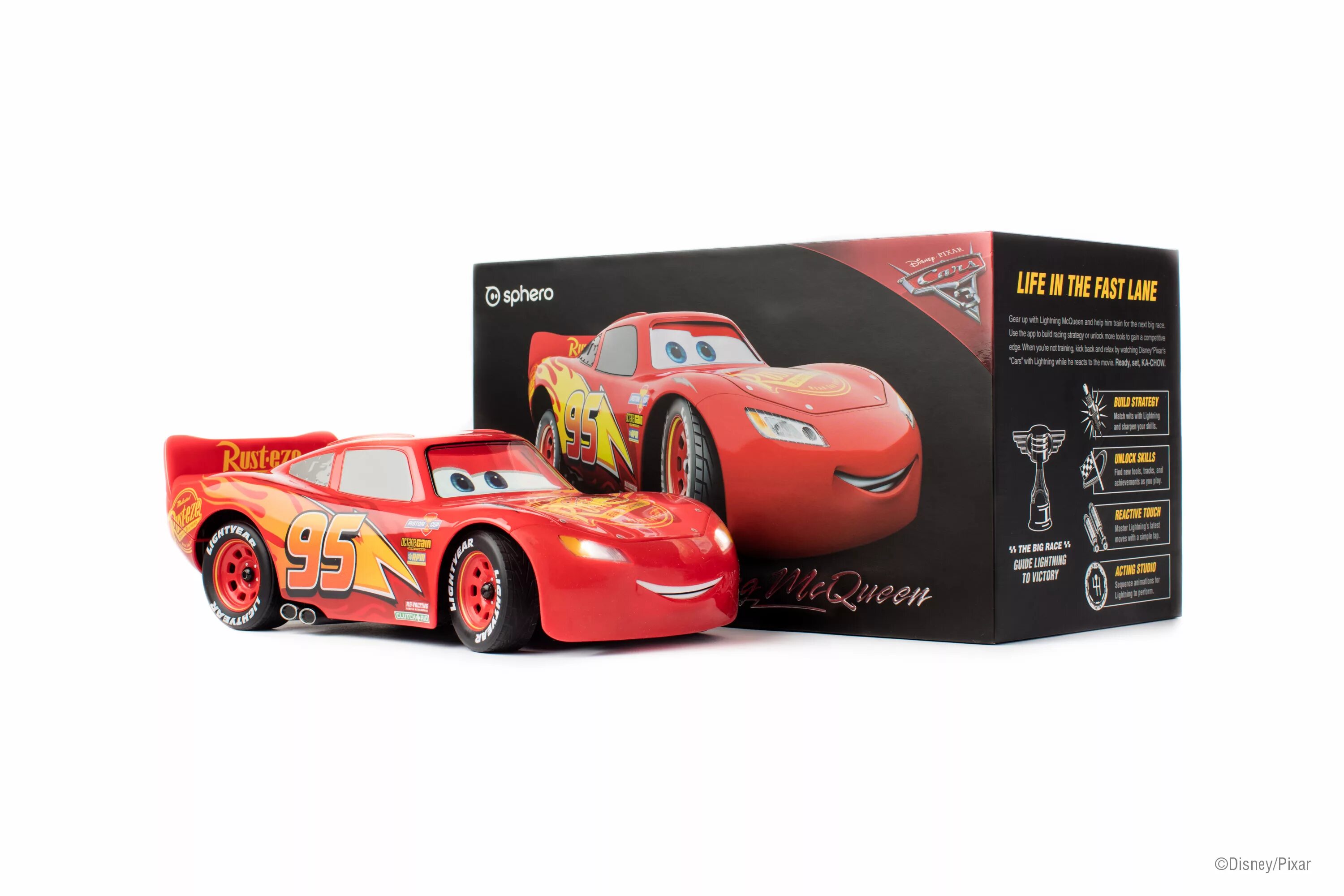 Телефон молния маквин. Радиоуправляемая машина Sphero Lightning MCQUEEN. Ultimate Lightning MCQUEEN by Sphero. Интерактивная игрушка робот Sphero Тачки Ultimate молния Маккуин. Sphero Lightning MCQUEEN Маккуин из тачек.