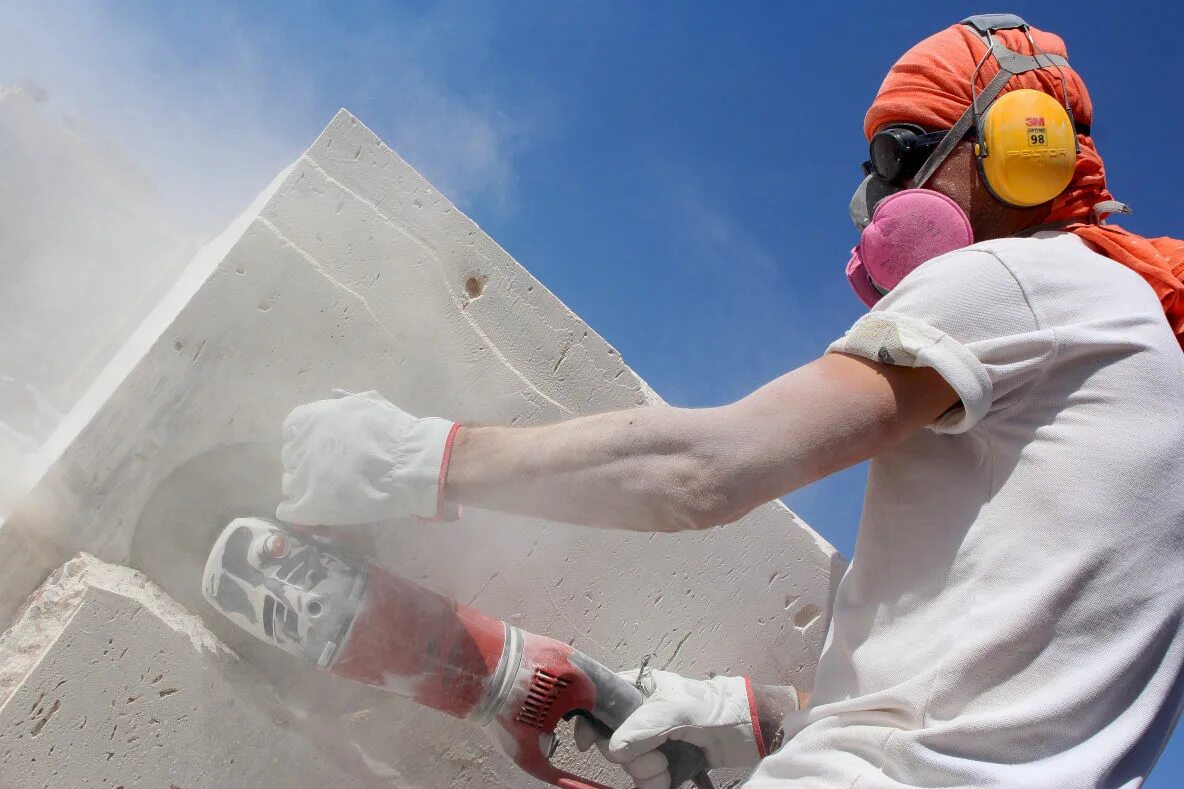 Stone cutting. Креативность резки камня. Silicate Dust. Occupational diseases.