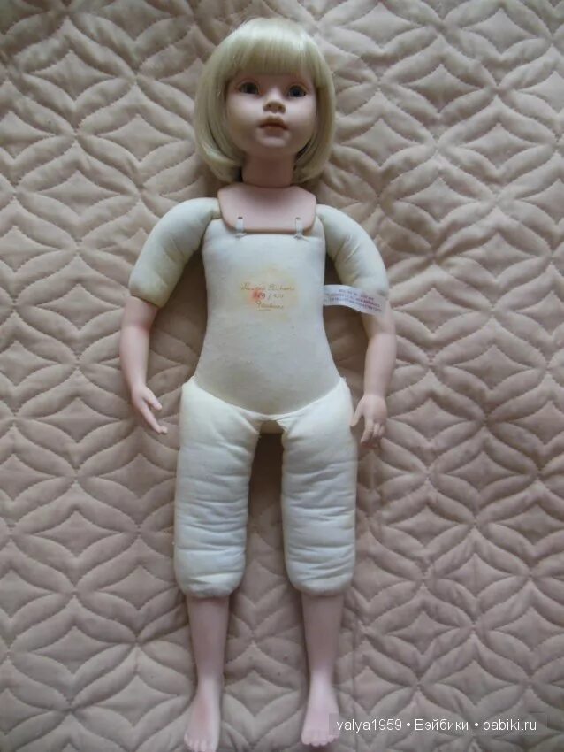 Мягкое тело. Туловище для куклы. Тело для фарфоровой куклы. Фарфоровая кукла тело набивное. Переделываем фарфоровую куклу с мягконабивным телом.