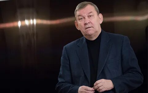 Кто был директором большого