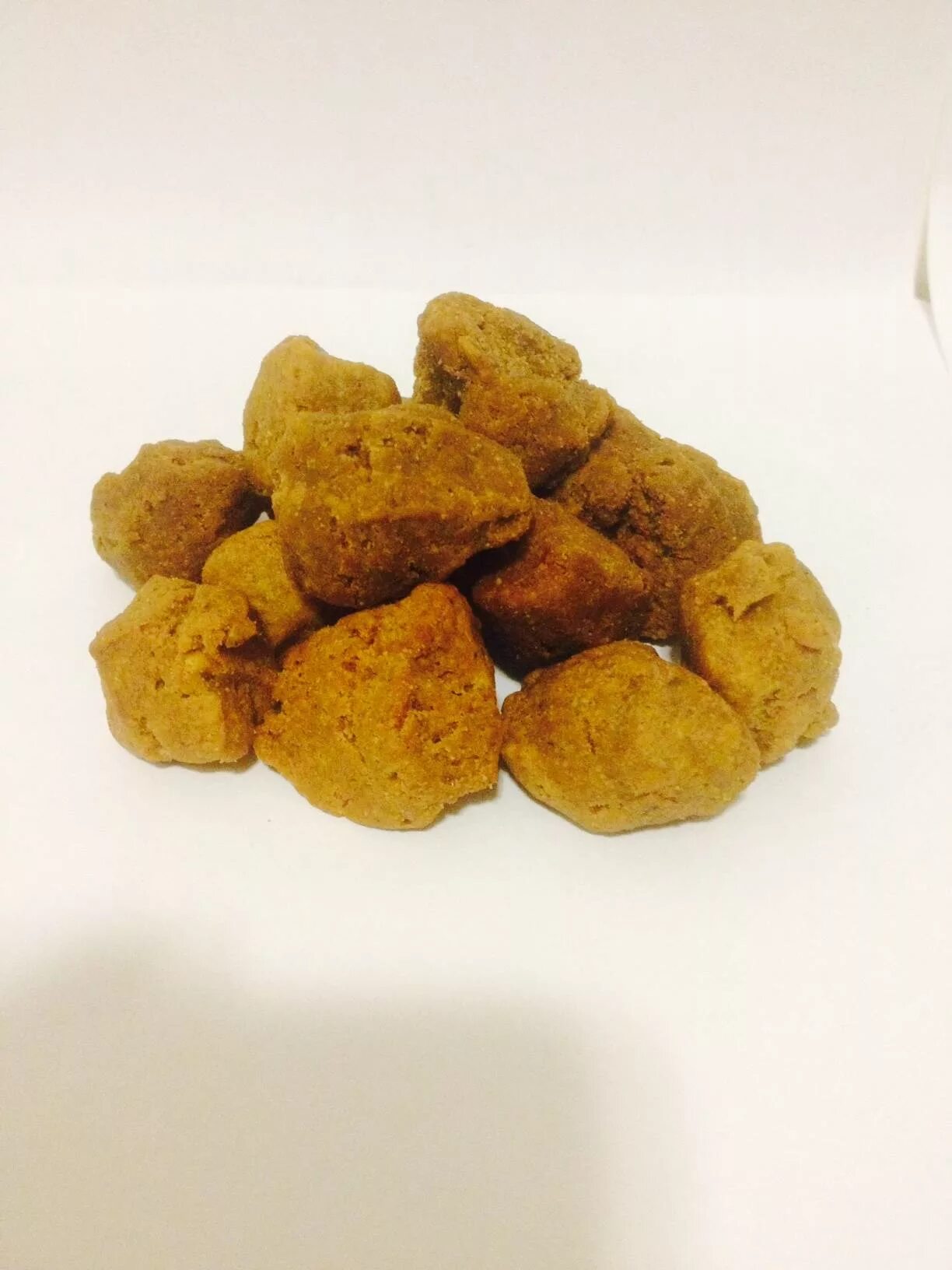 15 pieces. 15 pieces. Деревянные трафареты. Круглая деревяшка. Пазл мокап.