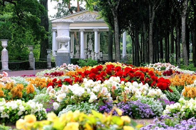 Фото Дворец в Павловском парке на фотохостинге Fotoload