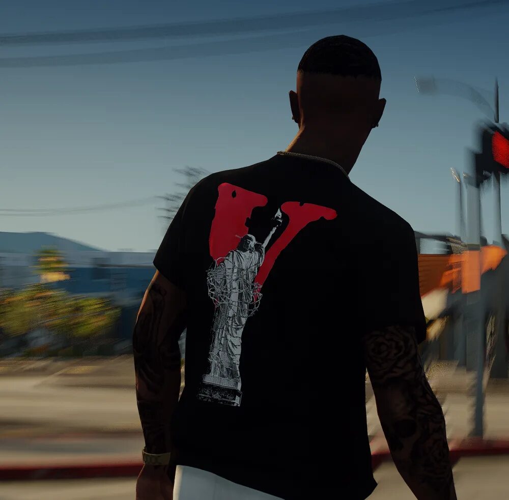 Mp male gta 5. VLONE GTA 5. GTA 5 Shirt. Бомбер VLONE. Freemode gta5.