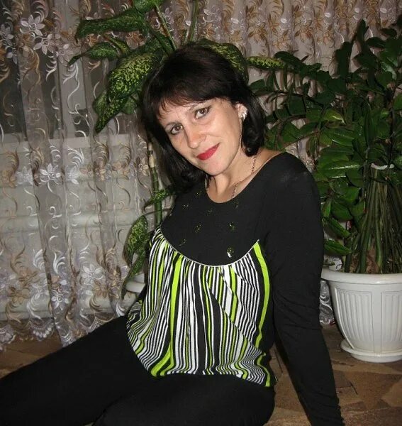 Одинокие женщины миллерово. Девушки миллерово. Досуг в миллерово. Девушки миллерово. Irina миллерово.