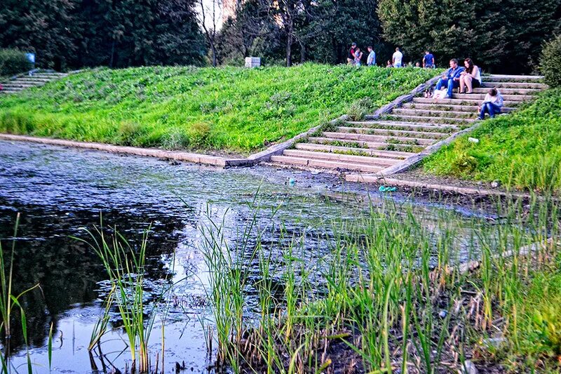 Парк авиаторов фото. Парк Авиаторов Санкт-Петербург. Вид парк Авиаторов. Парк Авиаторов Великий Новгород. Парк Авиаторов Санкт-Петербург дорожки.