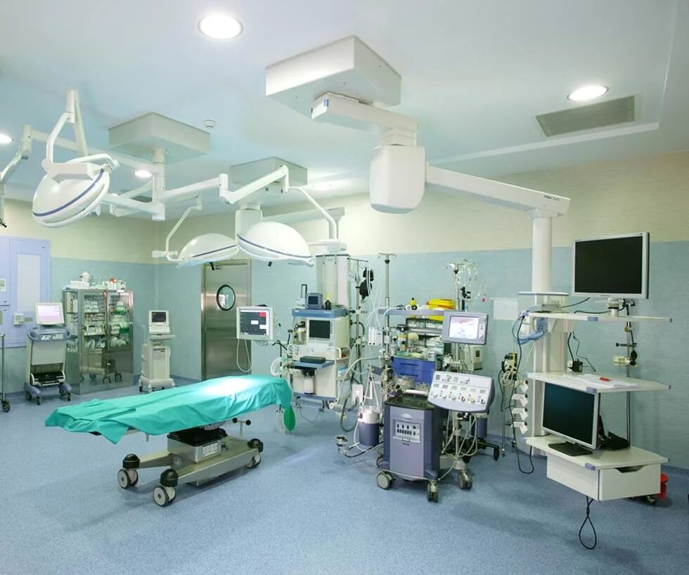 Противошоковый зал в больнице что это. Операционный блок. Хирургическая Операционная комната. Современные операционные. Операционная комната в хирургическом отделении.
