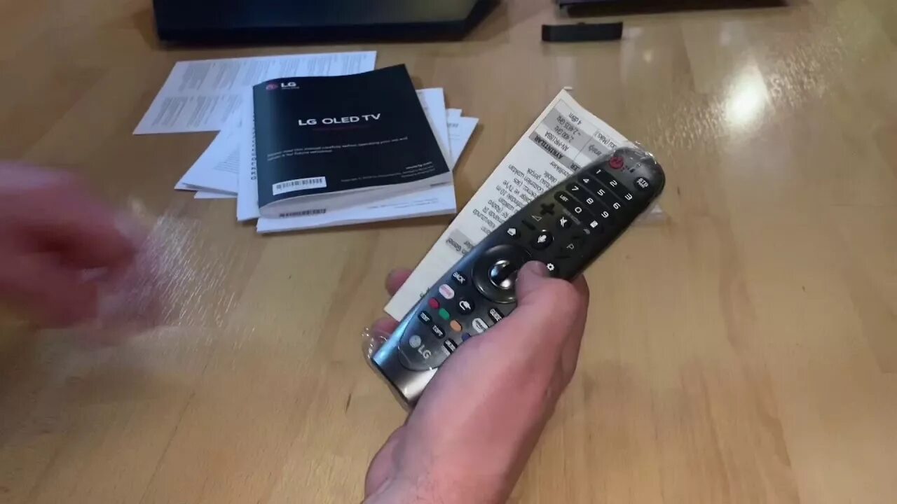 How to replace the batteries on LG AN-MR18BA Magic Remote Control (2018 Model) D