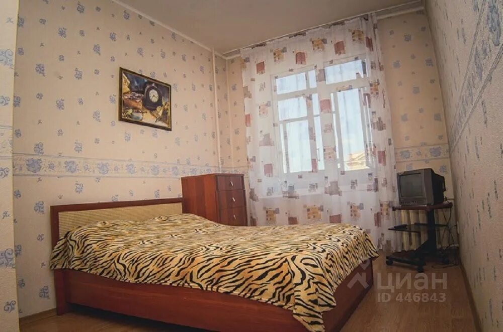 Снять квартиру в магнитогорске посуточно. Комнаты в магнитогорске. Комнаты в магнитогорске. Циан магнитогорск снять квартиру. Московская 75 магнитогорск фото.