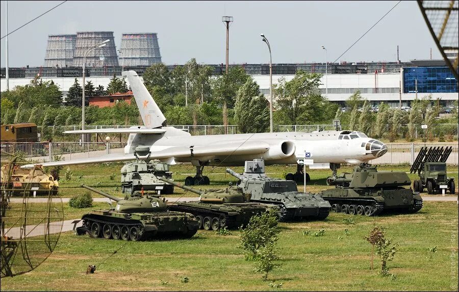 Военный музей тольятти. Парковый комплекс имени Сахарова Тольятти. Музей имени Сахарова Тольятти. Технический музей АВТОВАЗА В Тольятти. Парковый комплекс истории техники имени к. г. Сахарова Тольятти.