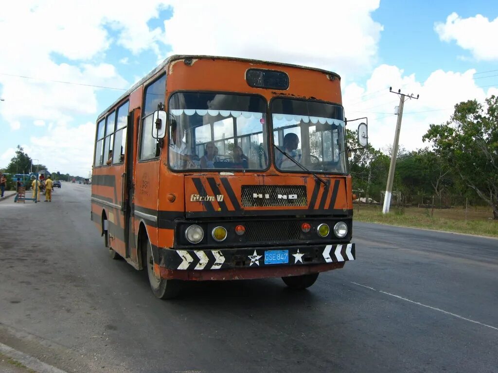 Кубинка автобус. Автобус Гирон Куба. Автобус 847. Автобусы на Кубе. Giron v, Cuba.