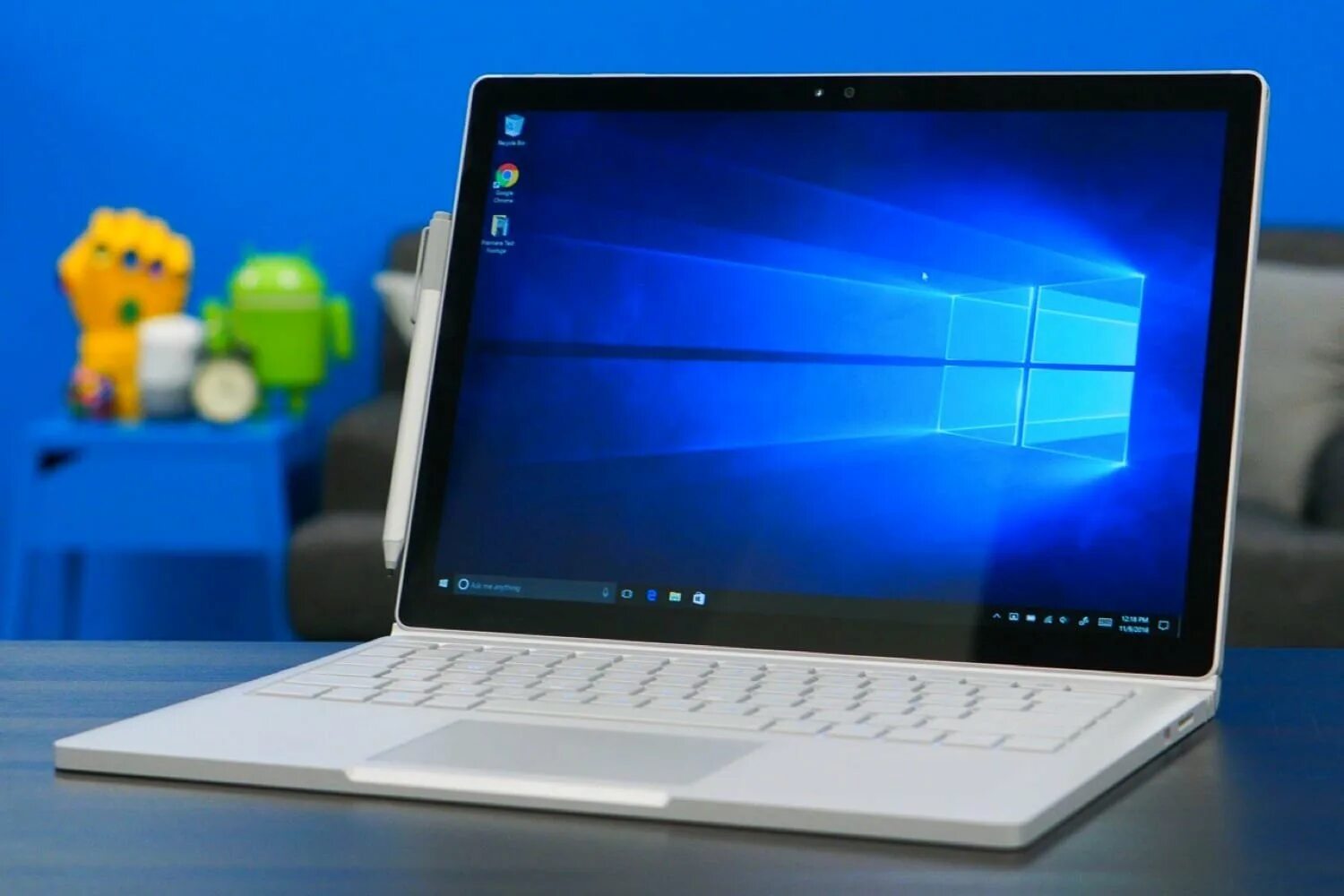 Компьютер под windows 10. Microsoft windows 10. ноутбук icl windows 10. microsoft windows 10 комп. windows 10 для ноутбуков.