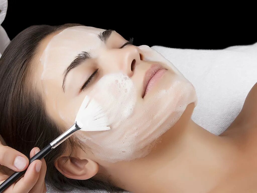 Пилик. Атравматическая чистка. Иплин. Химический пилинг. Косметология картинки.