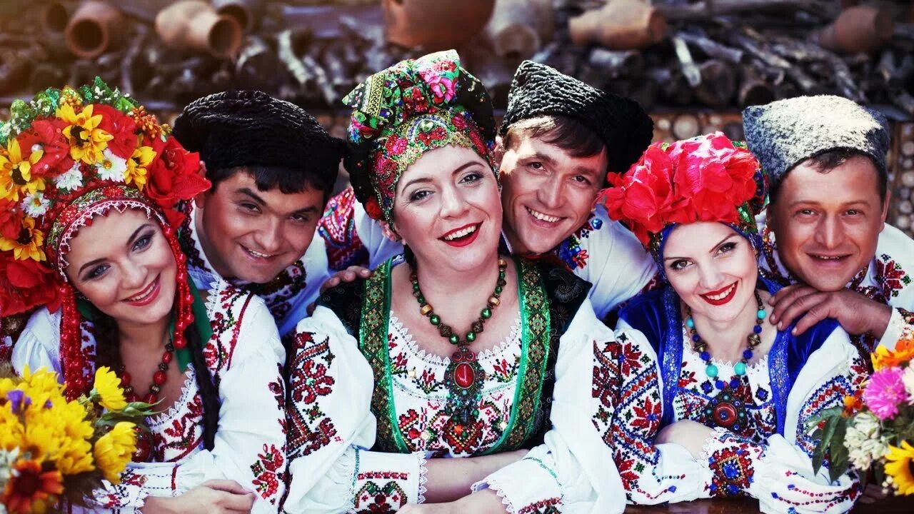 Украинцы группа народов. Славянские народы. Славянская группа народов. Ансамбль славяне. Русские украинские поют