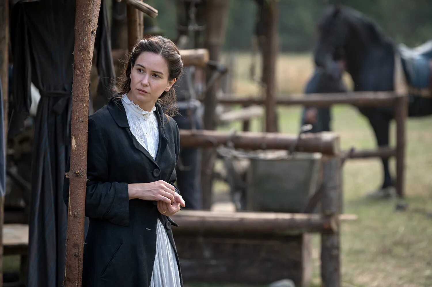 Мир грядущий фильм 2020. Грядущий мир. Мир грядущий фильм 2020. Грядущий мир. Ванесса кирби и кэтрин уотерстон.