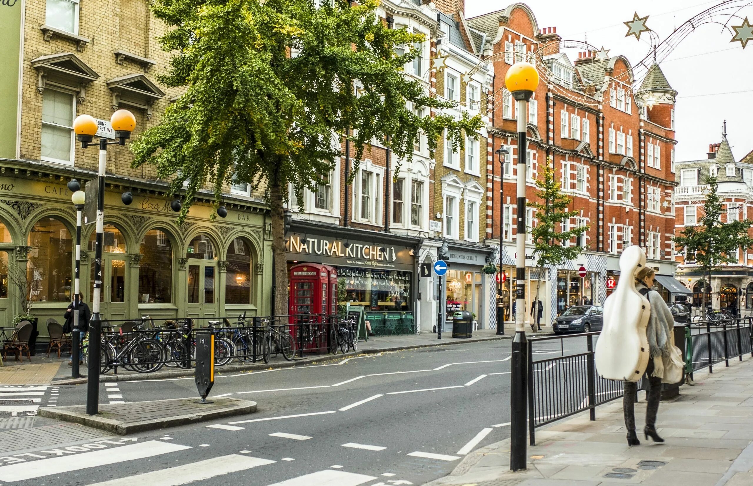 High street shop. Мэрилебон Хай стрит. Лондон Нью-Бонд-стрит в Лондоне. Картинка High Street London. Marylebone Hall.