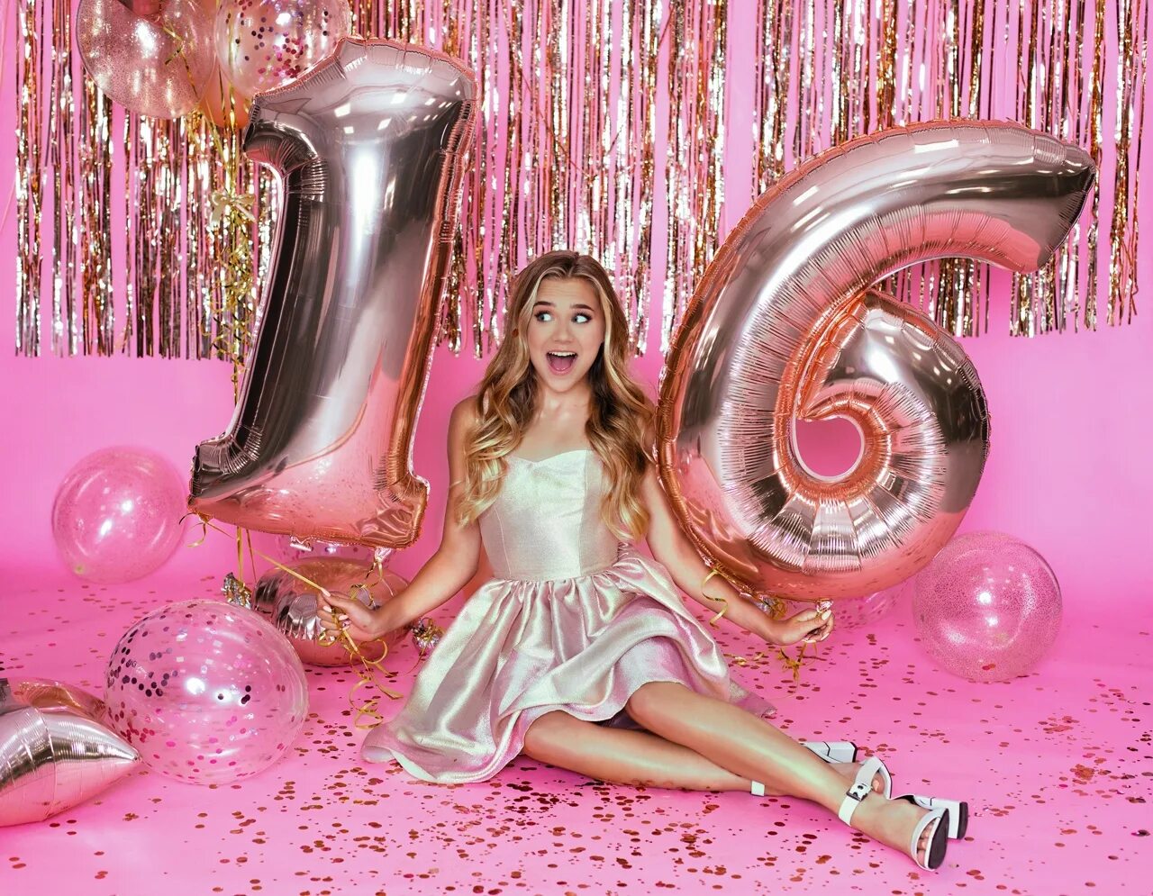 Катя адушкина 2022. Катя адушкина. Катя адушкина 2018. Екатерина адушкина блоггер. Катя адушкина 2022.