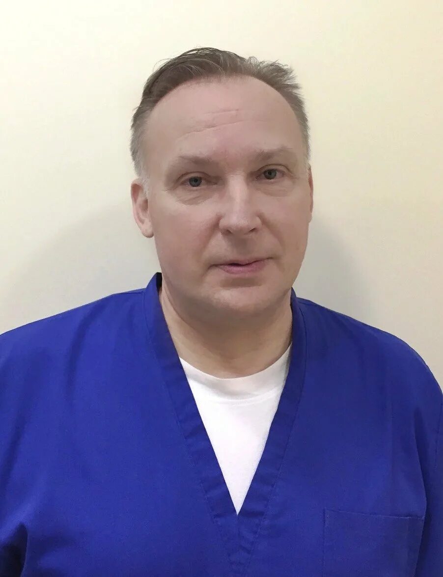 Доктор гарт дэвис уильямс. Девис ортопед. Доктор гарт дэвис в сирии. Девис ортопед. Девис ортопед.
