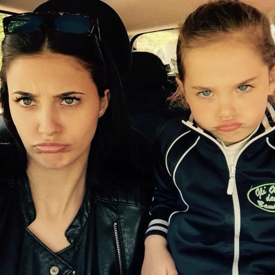 Антония якобеску в юности. Антонина гишар. Антония гишар с дочкой. Антония гишар минниханова с дочкой. Антония якобеску и ее муж.