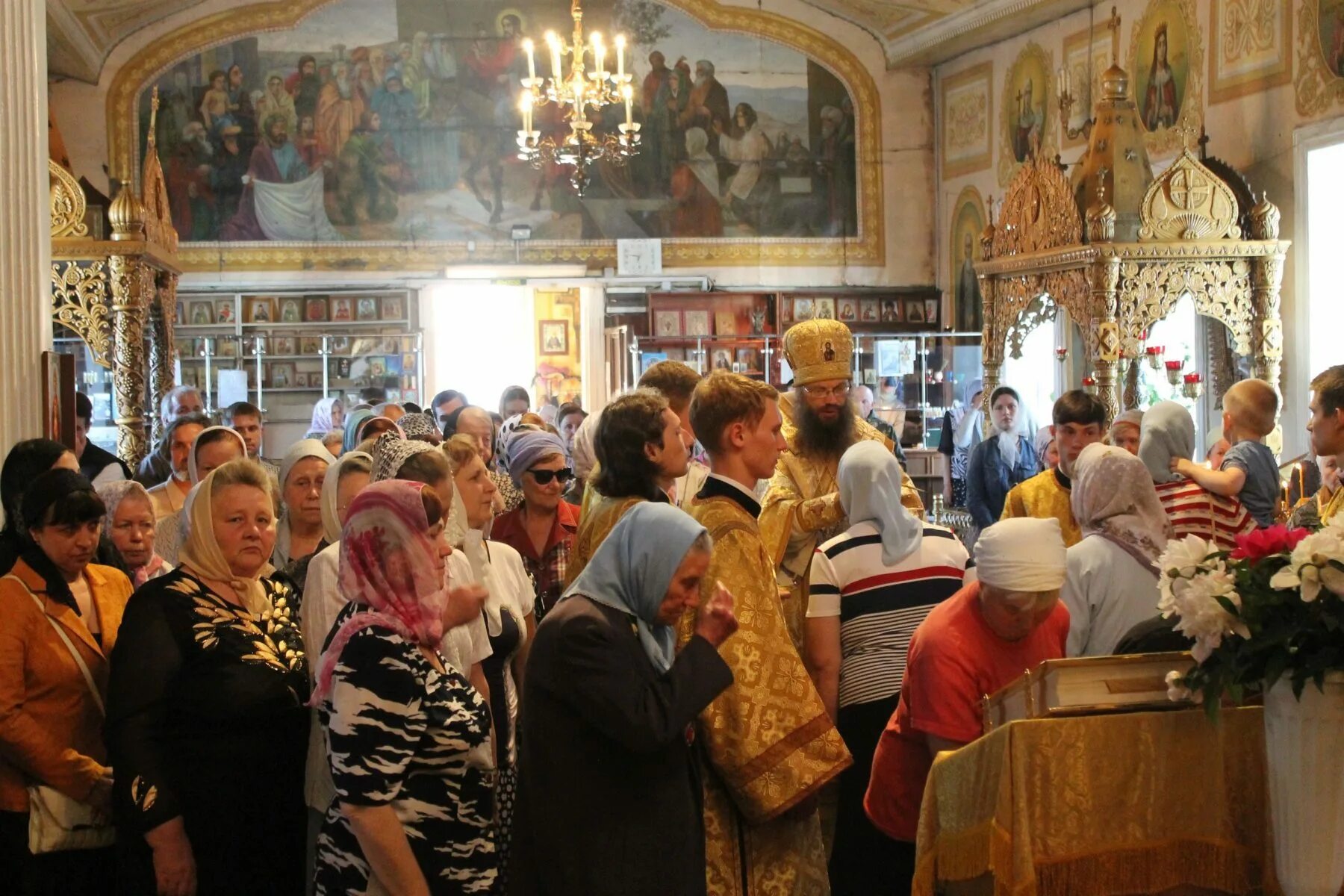 храм южное тушино фабрициуса. храм гермогена в тушино. архимандрит гермоген екатеринбург. гермоген лиманов кисловодск протоиерей. фабрициуса.