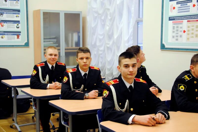 Кадеты суворовцы. Угсву ульяновское гвардейское суворовское военное училище. Кадетское училище в туле. Суворовец. Дневник суворовца.