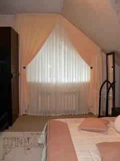 Скошенный потолок шторы